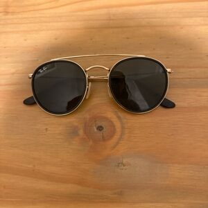 Ray-Ban Gold Round Sunglasses with Black Lenses